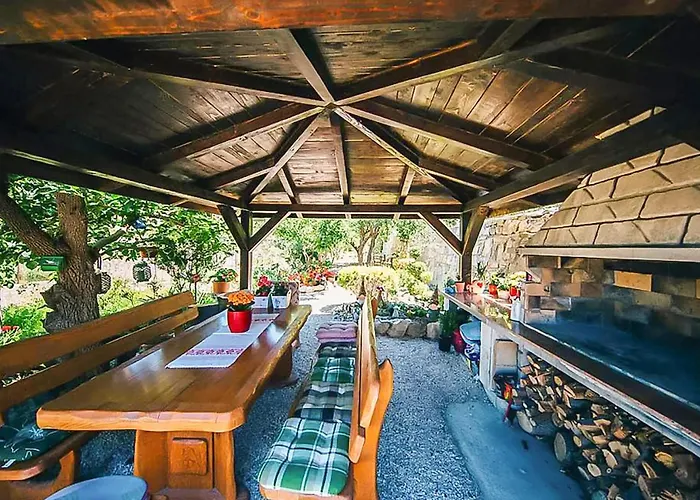 2 Bedroom Beautiful In